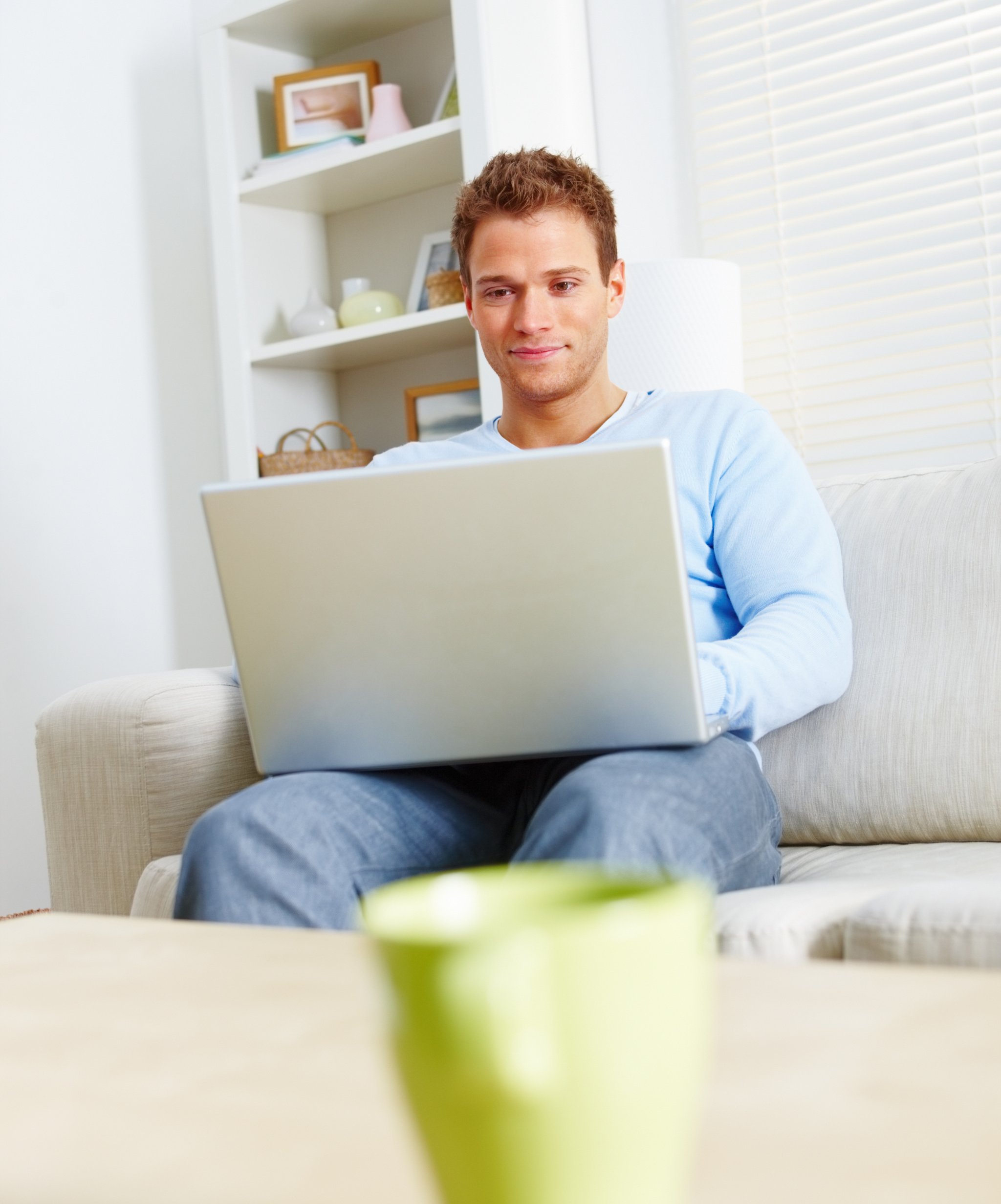 Dezbateri online